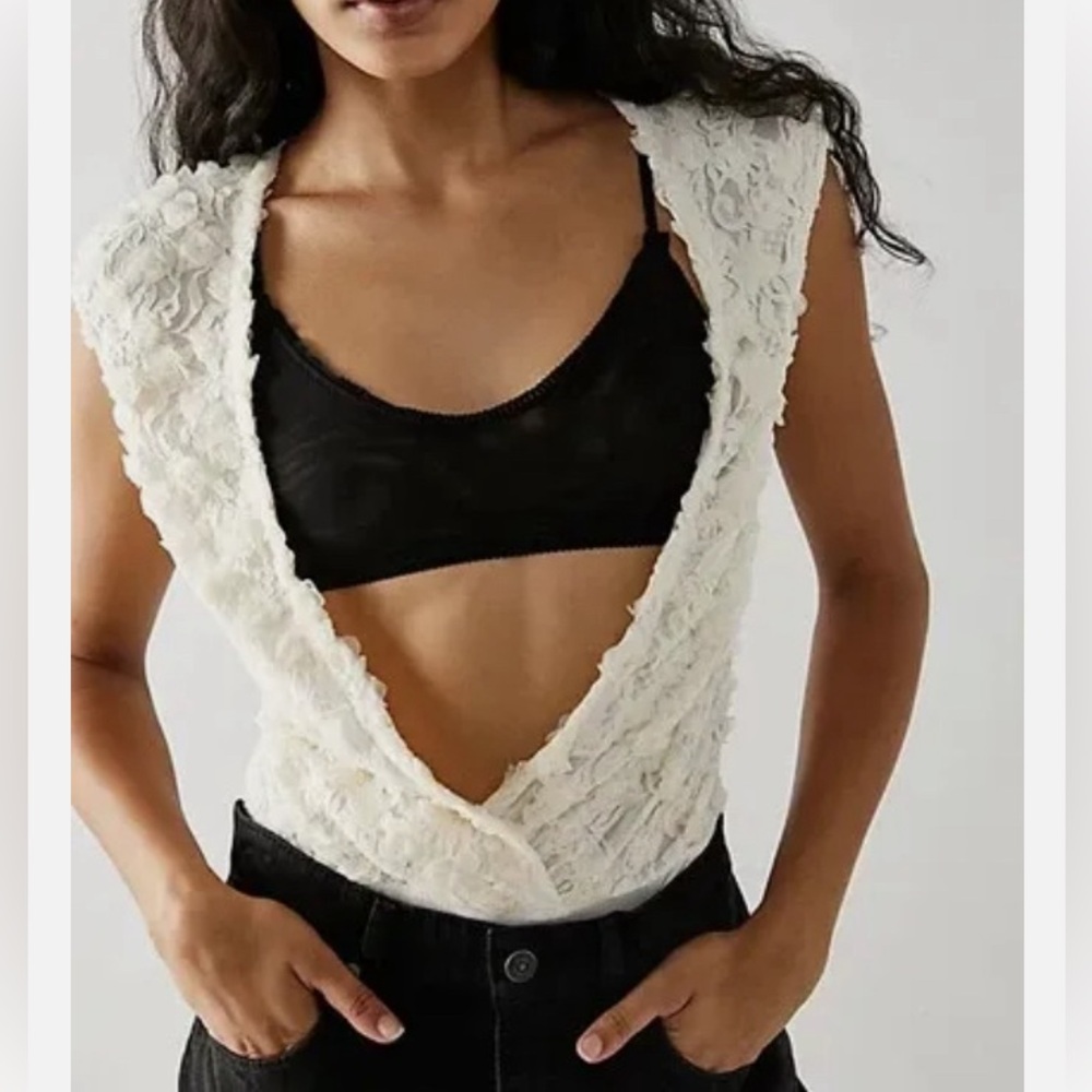 NWOT Free People 2 Haute 2 Handle Bodysuit - Picture 2 of 10